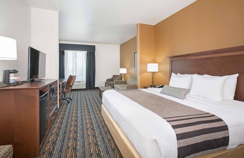 Lincoln Hotel | Best Western Plus Lincoln Inn & Suites