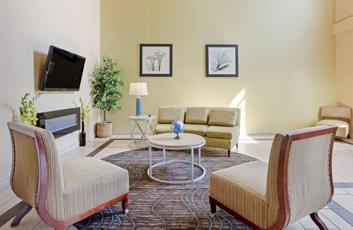 Lonoke Hotel | Best Western Plus Lonoke Hotel