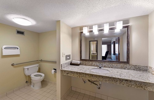 Madison Hotel | Best Western Plus Madison-Huntsville Hotel
