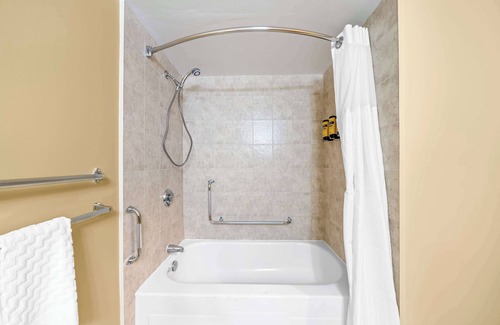 Orillia Hotel | Best Western Plus Mariposa Inn & Conference Centre