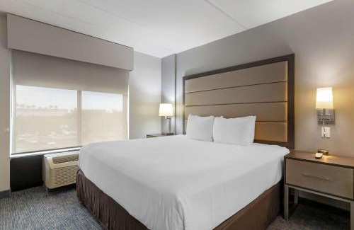McAllen Hotel | Best Western Plus McAllen Airport Hotel