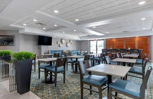 McAllen Hotel | Best Western Plus McAllen Airport Hotel