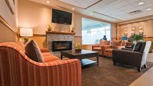 Mission Hotel | Best Western PLUS Mission City Lodge