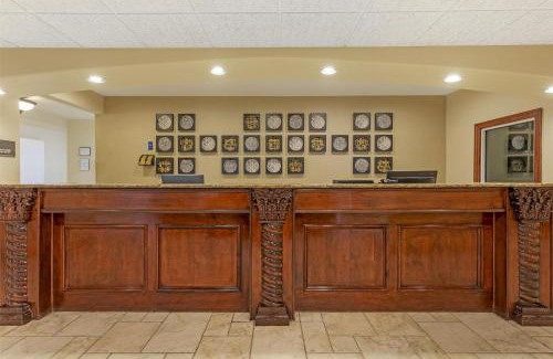 Greenville Hotel | Best Western Plus Monica Royale Inn & Suites