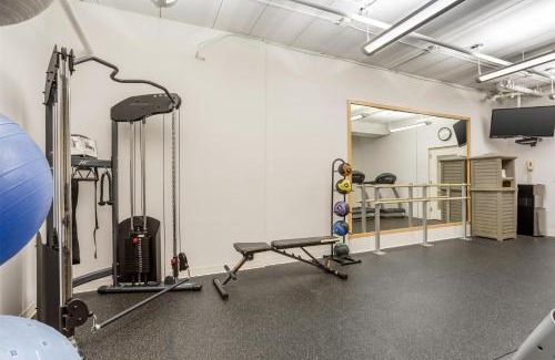 Morristown Hotel | Best Western PLUS Morristown Inn-Florham Park