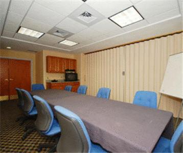 Berlin Hotel | Best Western Plus New England Inn & Suites