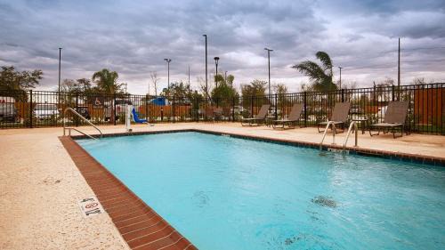 Kenner - Louis Armstrong International Airport Hotel | Best Western Plus New Orleans Airport Hotel