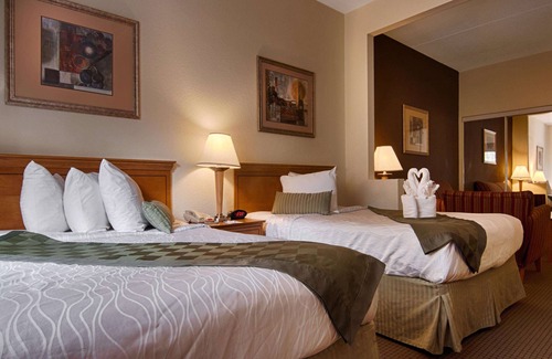 Central Newport News Hotel | Best Western Plus Newport News Inn & Suites
