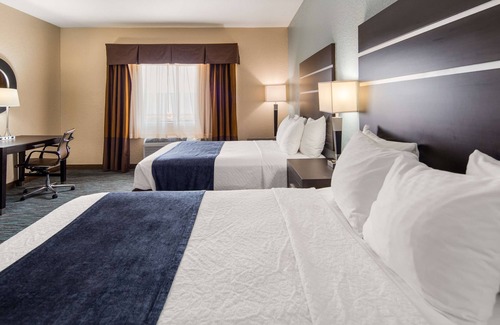US 290 Hotel | Best Western Plus Northwest Inn & Suites