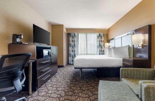 Townsite Hotel | Best Western Plus Oceanside Palms