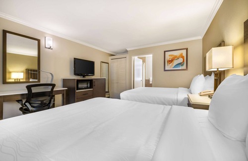 Santa Ana Hotel | Best Western Plus Orange County Airport North