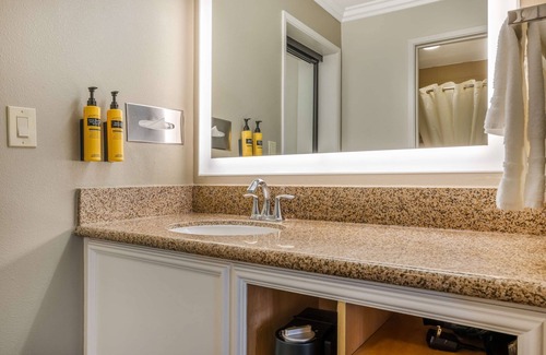 Santa Ana Hotel | Best Western Plus Orange County Airport North