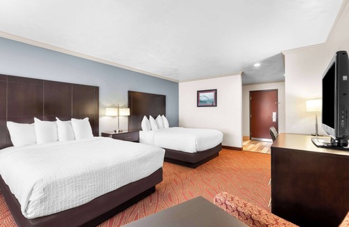 Wilsonville Hotel | Best Western Plus Parkway Inn
