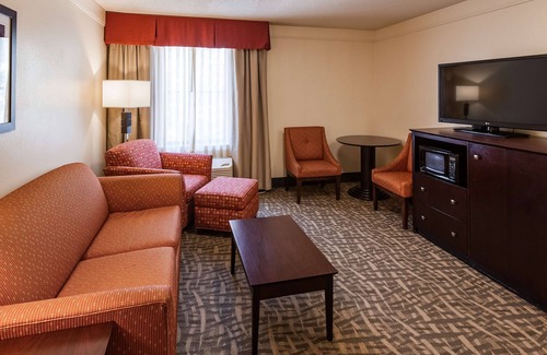 East Peoria Hotel | Best Western Plus Peoria