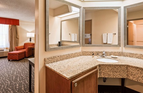 East Peoria Hotel | Best Western Plus Peoria