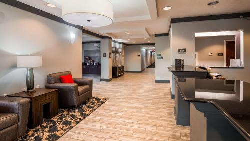 Philadelphia Hotel | Best Western Plus Philadelphia-Choctaw Hotel and Suites