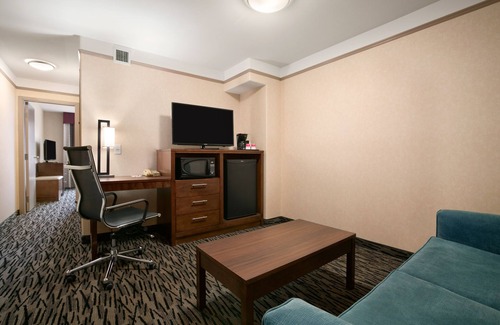 Pitt Meadows Hotel | Best Western Plus Pitt Meadows Inn & Suites