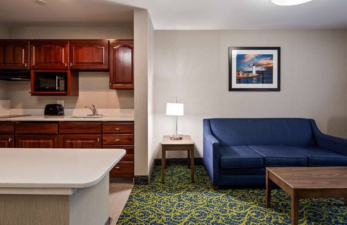 Portsmouth Hotel | Best Western Plus Portsmouth Hotel & Suites