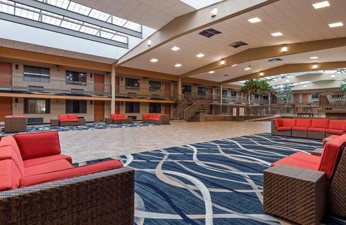 Raton Hotel | Best Western Plus Raton Hotel
