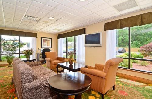 Richmond Hotel | Best Western Plus Richmond Indiana I-70