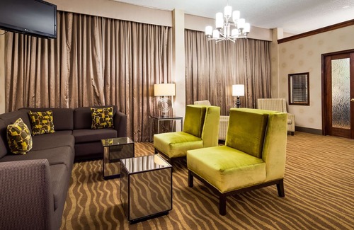 Sandston Hotel | Best Western Plus Richmond Airport Hotel
