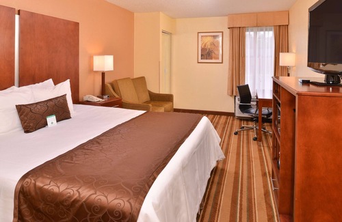 Sandston Hotel | Best Western Plus Richmond Airport Hotel