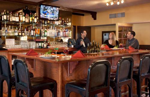 Oak Park Hotel | Best Western Plus Santa Barbara