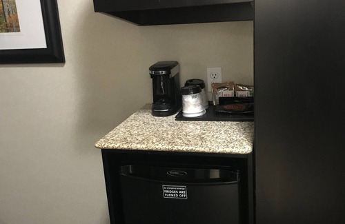 Sherwood Park Hotel | Best Western Plus Sherwood Park Inn & Suites