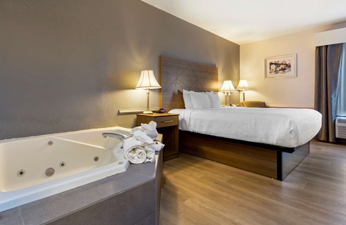 South Hill Hotel | Best Western Plus South Hill Inn