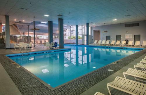 Strongsville Hotel | Best Western Plus Strongsville Cleveland