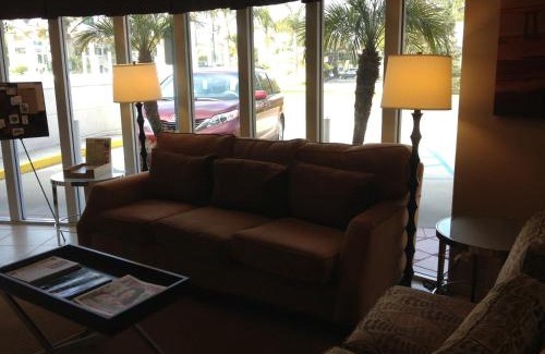 Coronado Hotel | Best Western Plus Suites Hotel Coronado Island