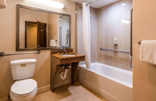 Red Oaks Mill Hotel | Best Western Plus The Inn & Suites At The Falls
