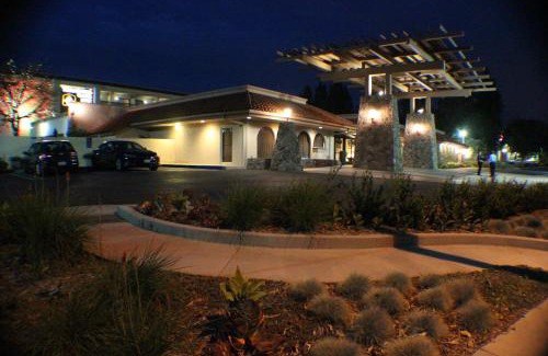 Thousand Oaks Hotel | Best Western Plus Thousand Oaks Inn