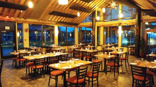 Tofino Hotel | Best Western Plus Tin Wis Resort