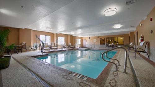 South Tulsa Hotel | Best Western Plus Tulsa Woodland Hills Hotel and Suites
