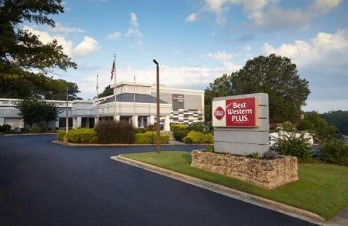 Winston - Salem Hotel | Best Western Plus University Inn