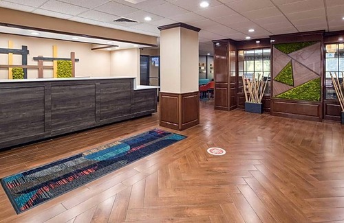 Lexington Hotel | Best Western Plus Lexington Inn