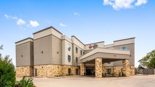 Waller Hotel | Best Western Plus Waller Hotel
