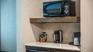 Waller Hotel | Best Western Plus Waller Hotel