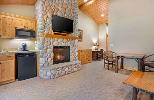 Sisters Hotel | Best Western Ponderosa Lodge