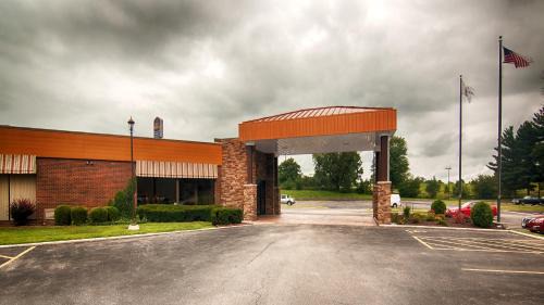 Galesburg Hotel | Best Western Prairie Inn & Conference Center
