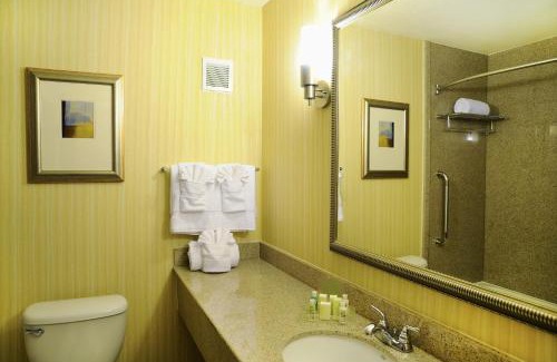 South Richmond Hotel | Best Western Premier Richmond City Gateway