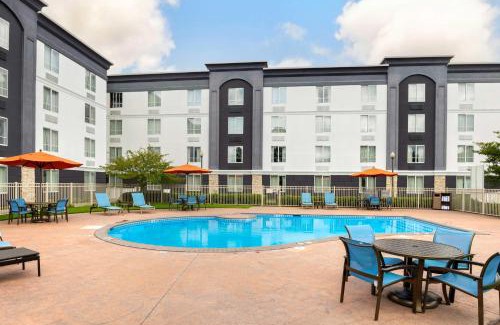 South Richmond Hotel | Best Western Premier Richmond City Gateway