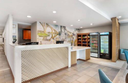 South Richmond Hotel | Best Western Premier Richmond City Gateway