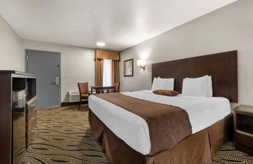 Dawn Hotel | Best Western Red Carpet Inn