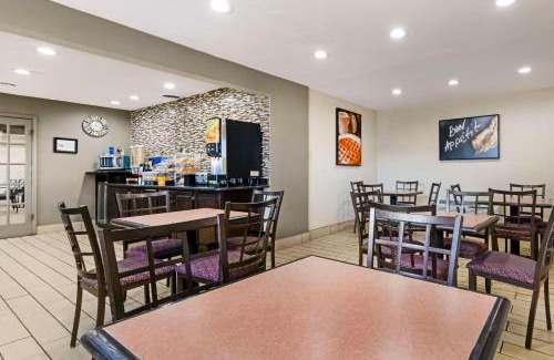 Dawn Hotel | Best Western Red Carpet Inn