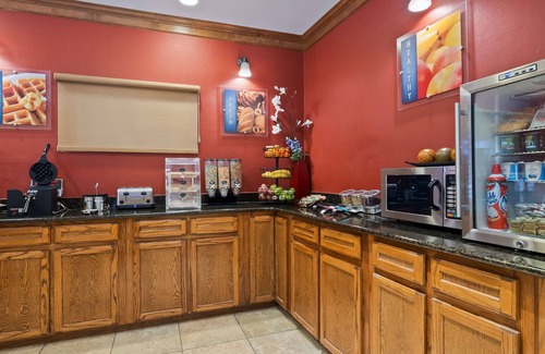 Gonzales Hotel | Best Western Regency Inn & Suites