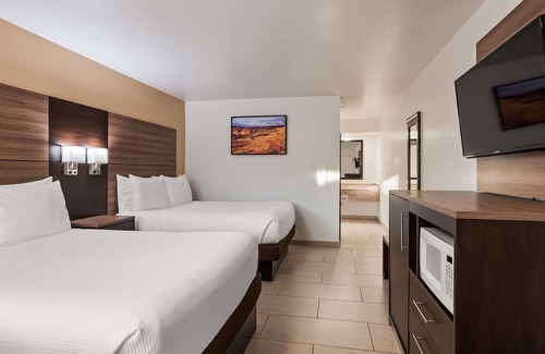 Santa Rosa Hotel | Best Western Santa Rosa Inn