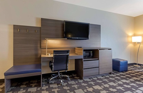 Seminole Hotel | Best Western Seminole Inn & Suites