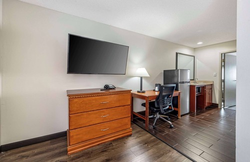 Shelbyville Hotel | Best Western Shelbyville Inn and Suites Celebration Inn